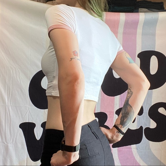 Moon Crop Top - Picture 4 of 7